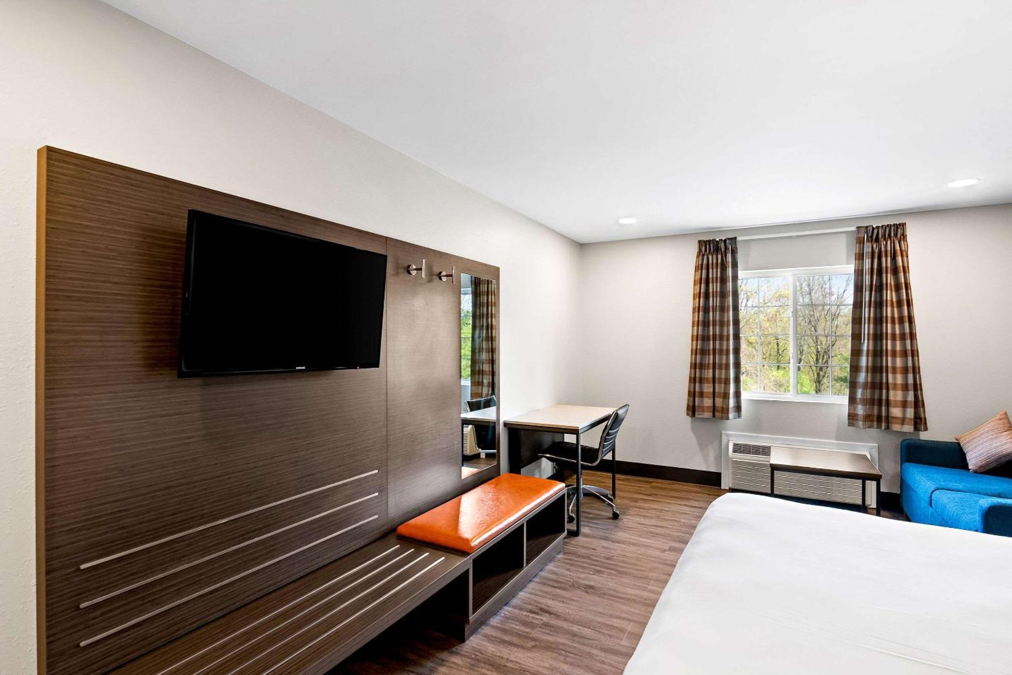 Econo Lodge Bethel - Danbury Exteriör bild