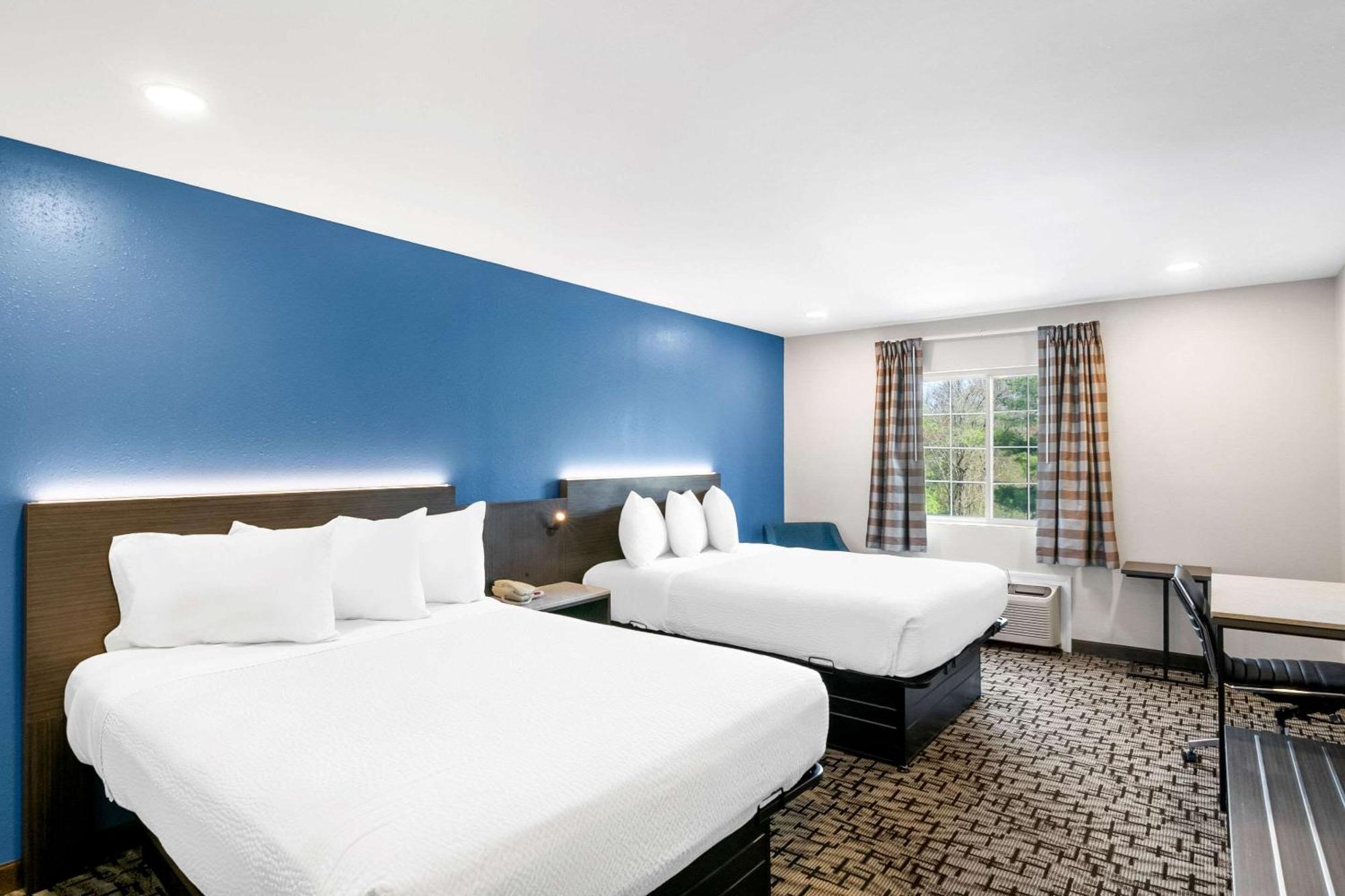Econo Lodge Bethel - Danbury Exteriör bild